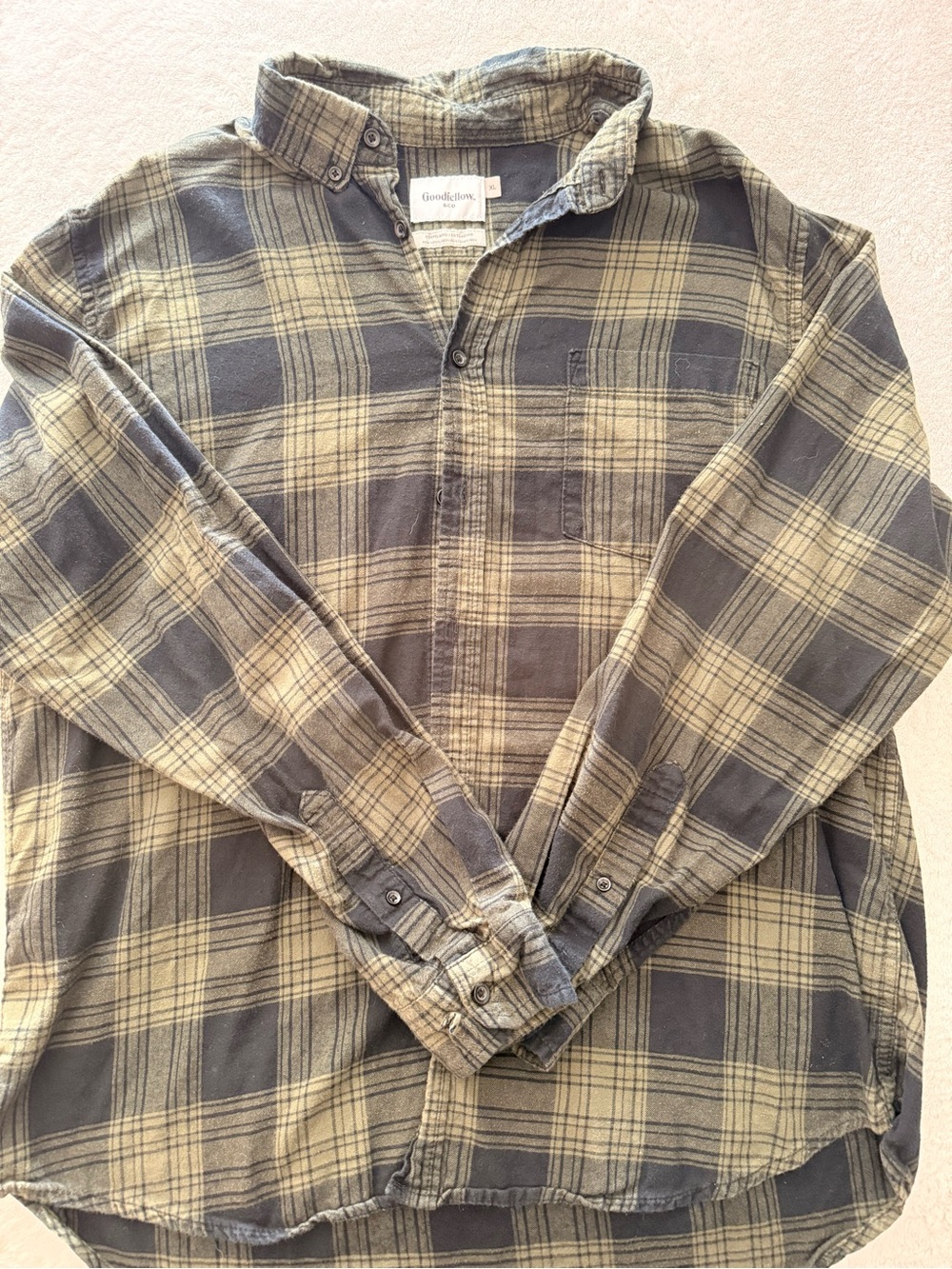 Goodfellow & Co Men's Olive and Gray Plaid Button-Down Shirt